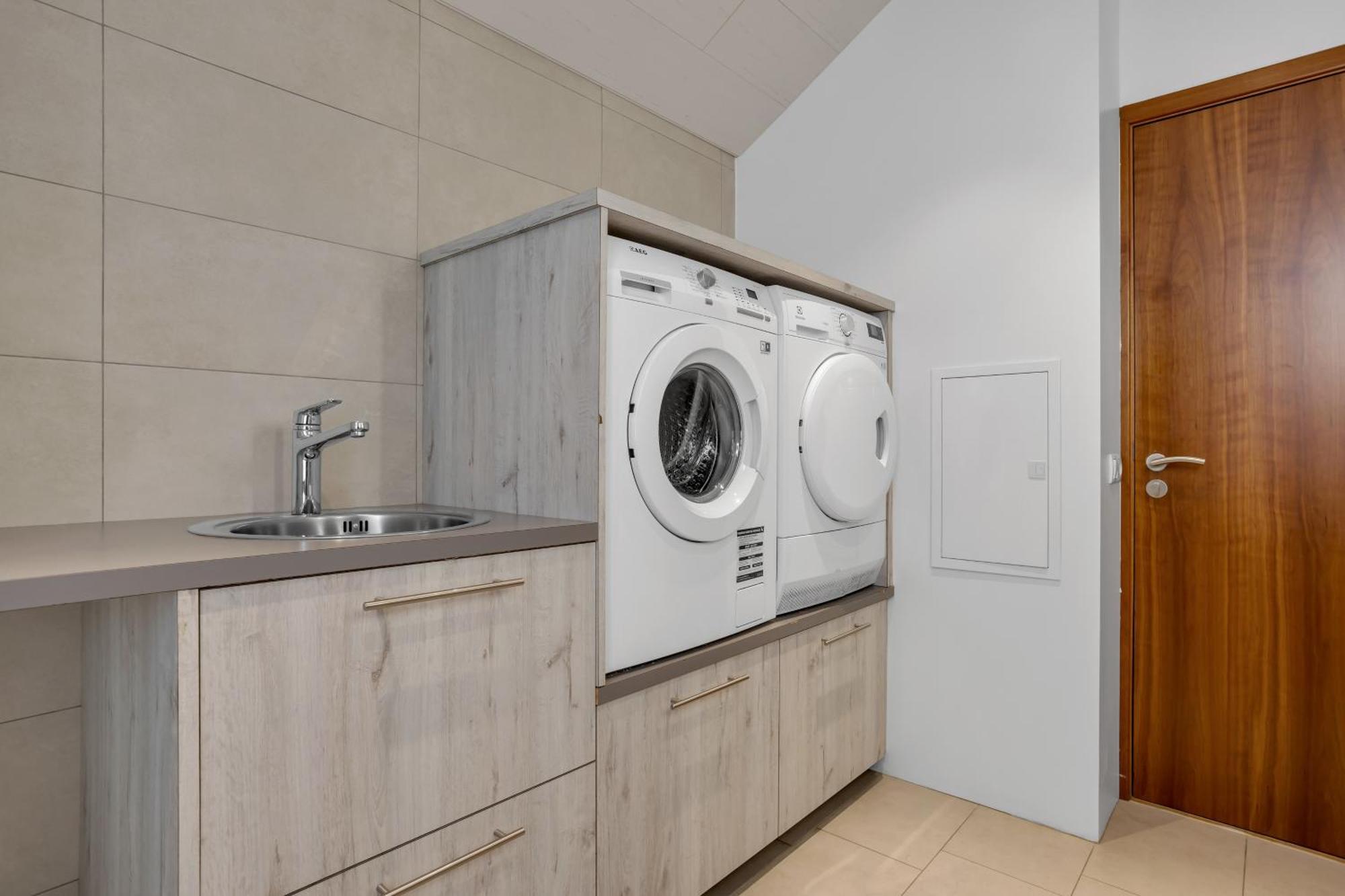 Thorsplan Luxury Apartment Hafnarfjordur Luaran gambar